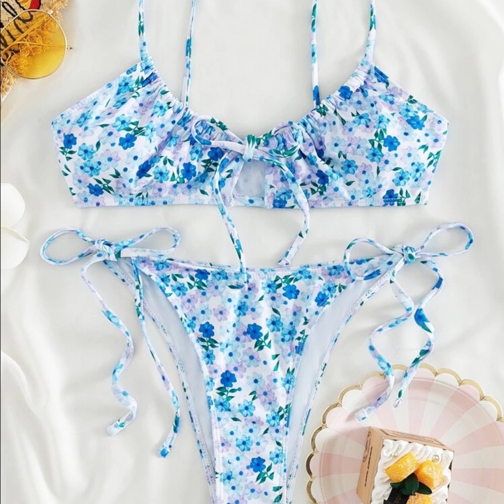 Super cute bikini set! Brand new.